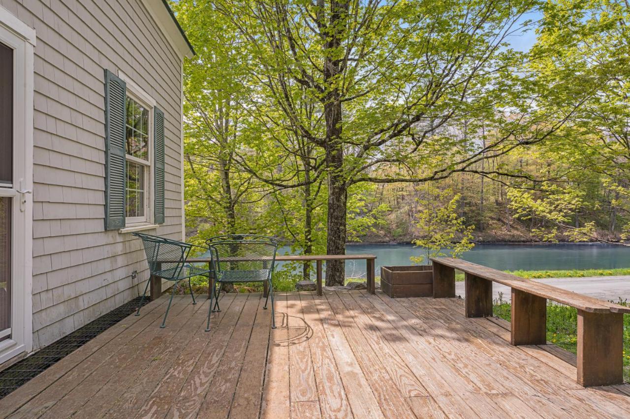 Riverside Cottage Woodstock Exterior photo